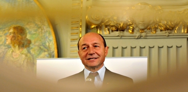 Basescu si portocaliii. Cum s-a batut cu "stelele partidului" in sedinta PDL