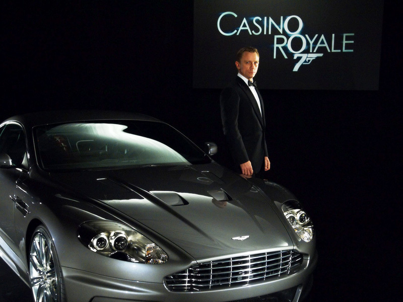Masinile lui James Bond – GALERIE FOTO