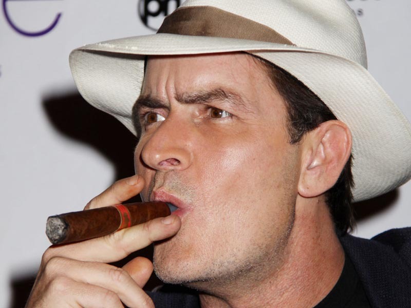 Cum a distrus Charlie Sheen "Two and a Half Men": "M-am saturat sa mi se spuna ce sa fac"