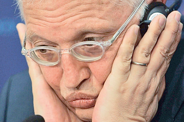 Fostul comisar Gunter Verheugen nu mai are voie sa calce in institutiile de la Bruxelles