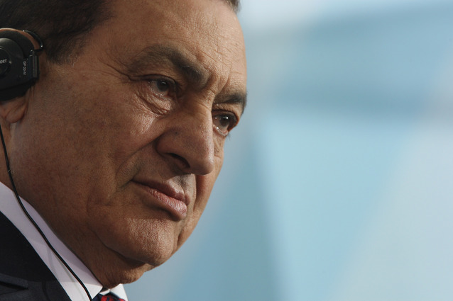 Hosni Mubarak nu are voie sa paraseasca Egiptul. Averea fostului sef de stat este inghetata