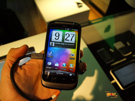 Standul HTC la MWC 2011 – aglomeratie si multe produse noi