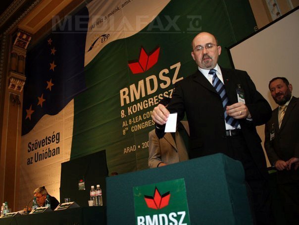 Boc, Blaga si Antonescu la Congresul UDMR. Presedintele Uniunii este ales prin vot secret