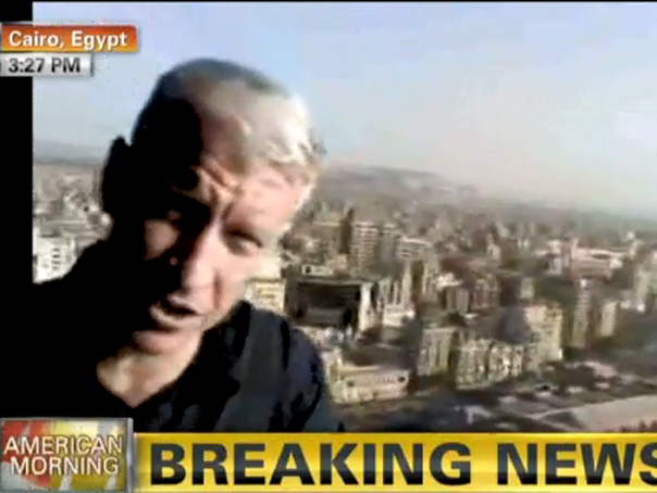 Echipa CNN, agresata de protestatari la Cairo