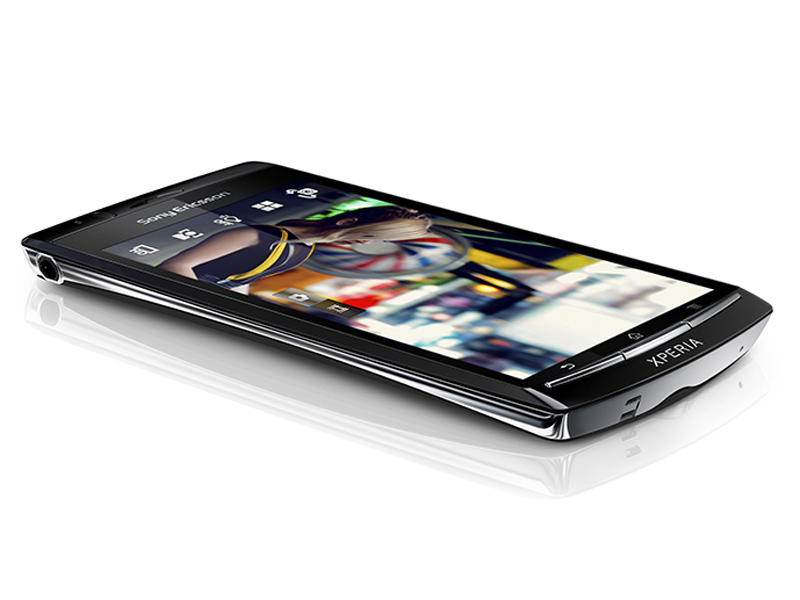 Sony Ericsson Xperia Arc la MWC 2011