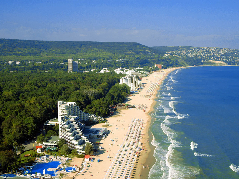 Cum cuceresc bulgarii turistii romani: all inclusive, reduceri peste reduceri si preturi ca anul trecut