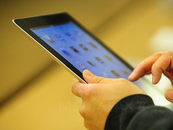 Vanzarile iPad 2 s-au apropiat de un milion de unitati in weekendul de debut