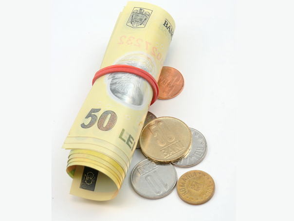 Aproape jumatate dintre participantii la pensiile private obligatorii au in cont doar 200 de lei