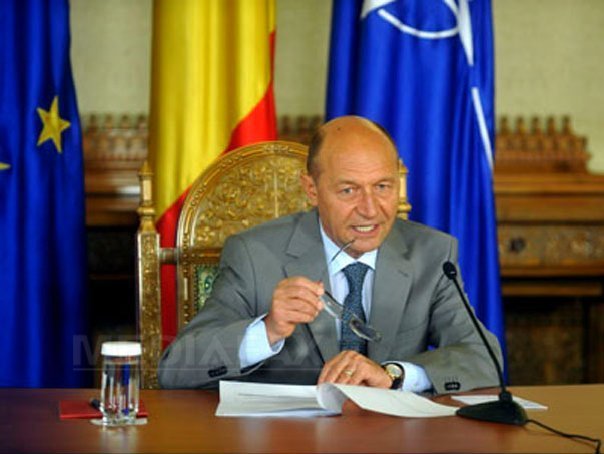 Noul Cod al Muncii, promulgat de Basescu. Vezi care sunt principalele schimbari pe care le va aduce