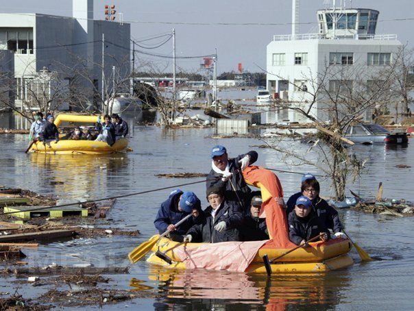 Bilantul oficial al cutremurului din Japonia depaseste 2.400 de morti