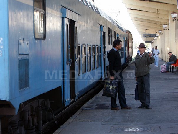 Greva de avertisment la CFR, miercuri intre orele 7.00 si 9.00