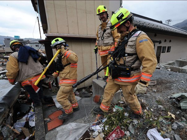 Trei cutremure cu magnitudine peste 6 s-au produs in Japonia in decurs de doua ore si jumatate