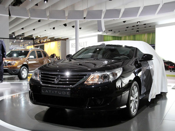 Renault Romania a lansat marti modelul Renault Latitude. Vezi aici cat costa