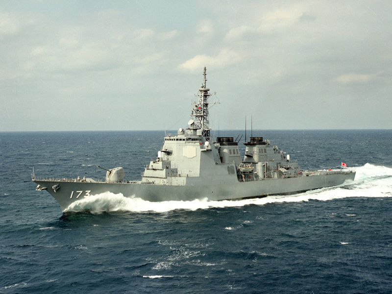 Japonia se mobilizeaza dupa tsunami. 300 de avioane si 40 de vase, pregatite pentru a salva oamenii