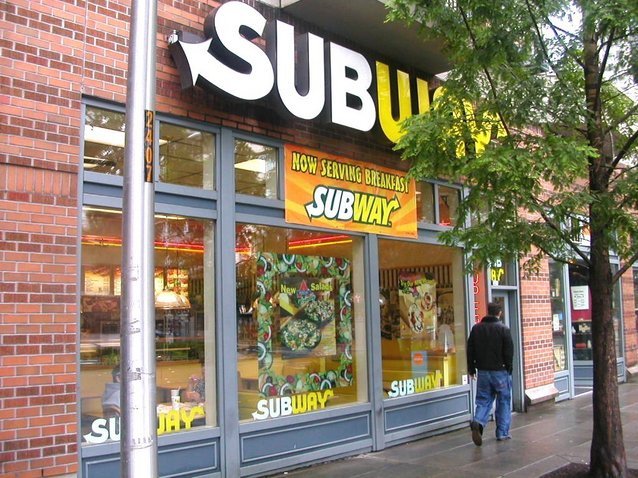 Subway detroneaza McDonald's, cu 33.749 restaurante