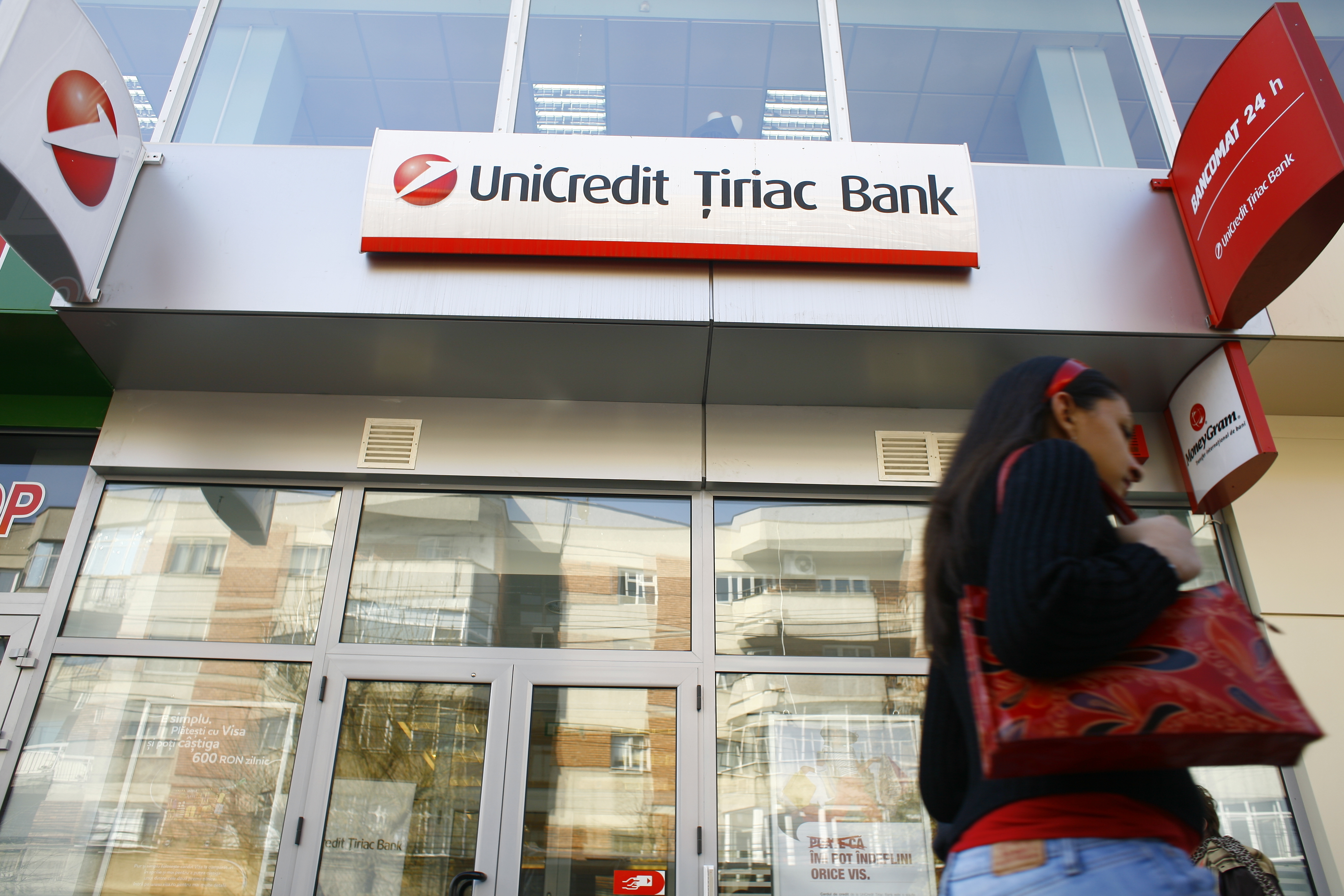 UniCredit: Romania reintra pe crestere economica de anul acesta