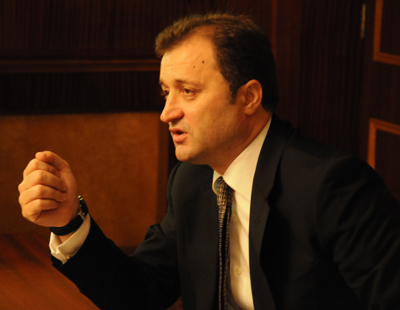 Coalitia de guvernare de la Chisinau se cearta de la bani