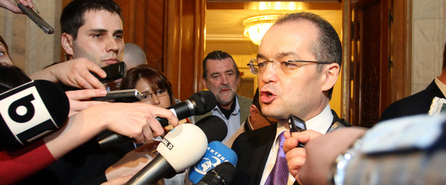 A opta motiune de cenzura contra guvernului Boc a fost respinsa