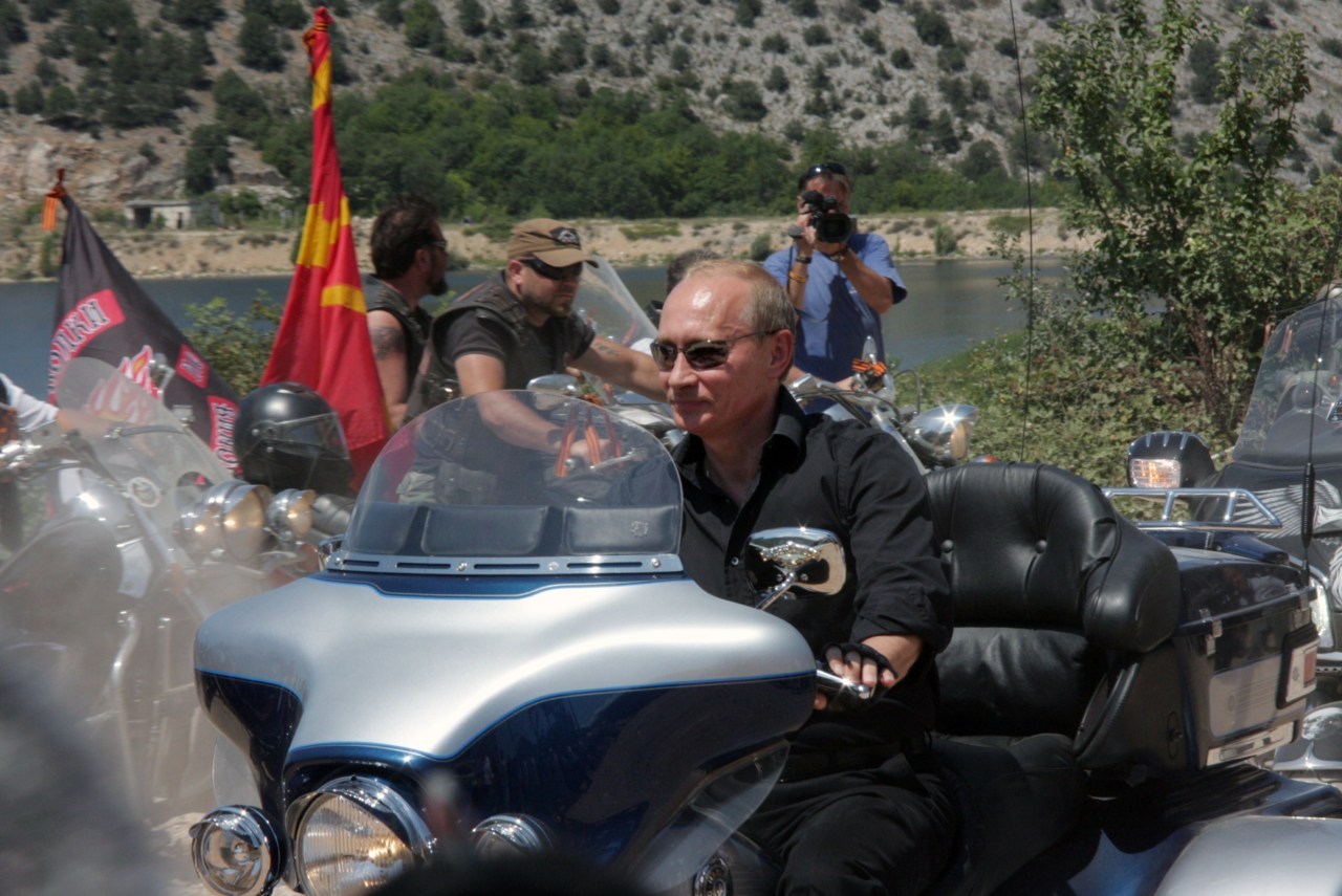 Macho Putin (GALERIE FOTO)