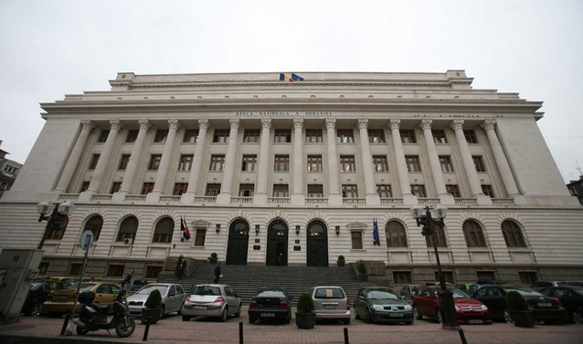 Banca Nationala este de acord cu reducerea contributiilor sociale cu 3%