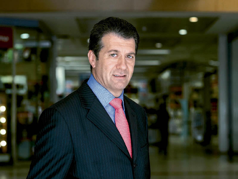 Mutare la varful Carrefour. Ce va schimba venirea celui de-al patrulea manager