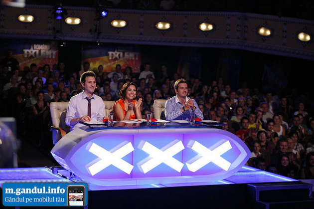 "Romanii au talent": Stefan Florescu, Cosmin Agache si Rebecca Neacsu merg in finala