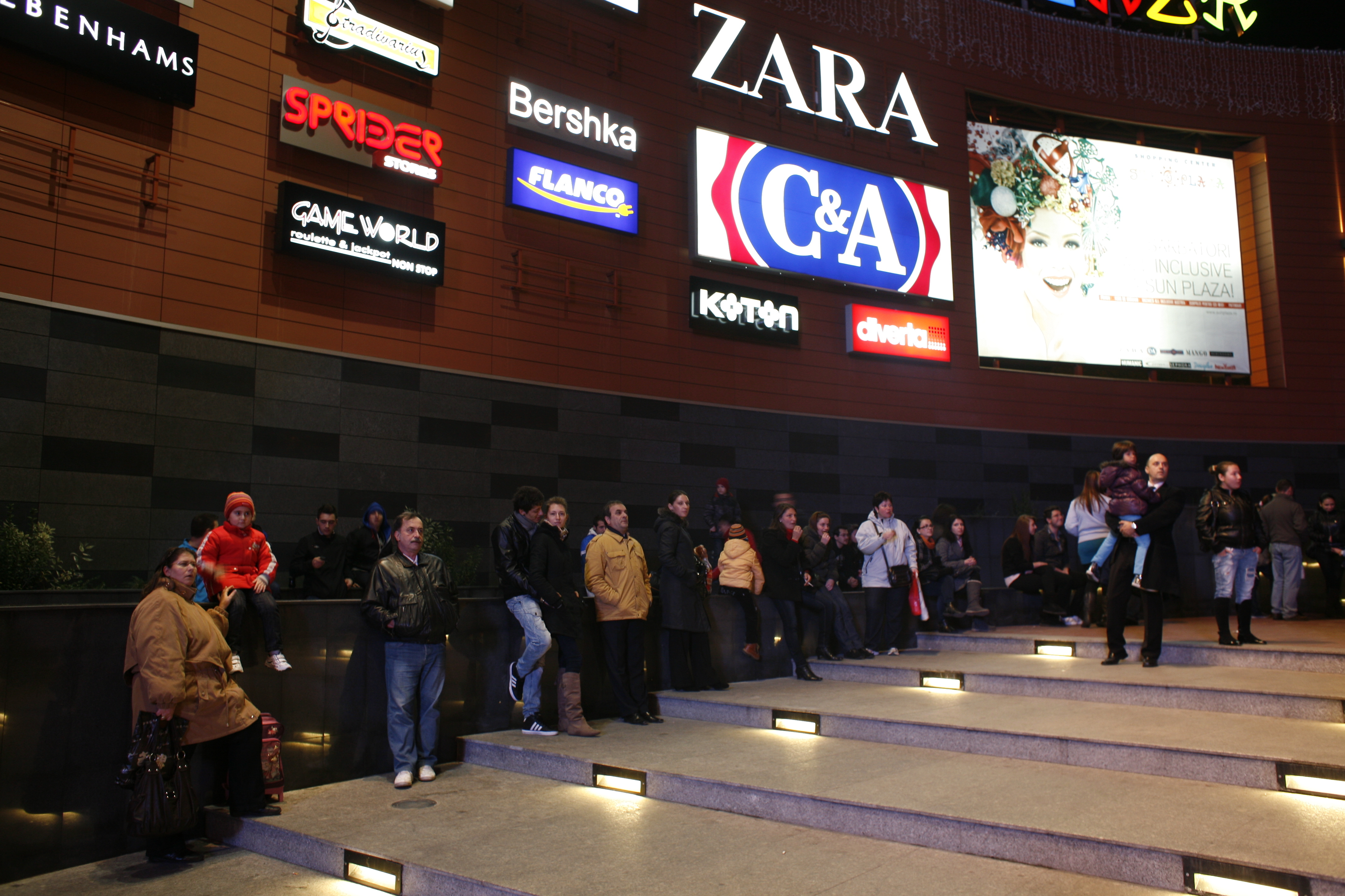 Lupta mallurilor. Cine castiga? AFI Palace, Baneasa Shopping City sau Bucuresti Mall?