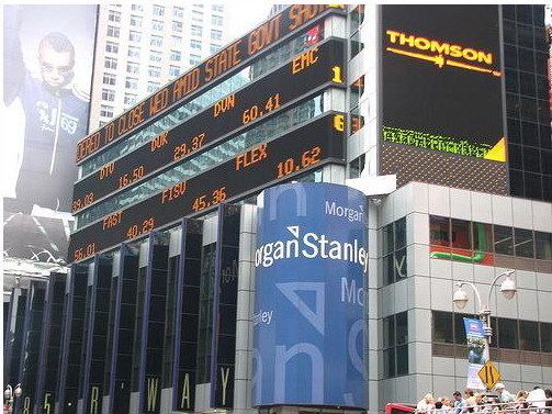Profitul Morgan Stanley din T1 scade la jumatate, din cauza "slabiciunilor" de pe piata obligatiunilor