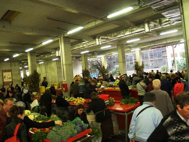 Sfatul prefectului: cum alegem carnea de miel, ouale, vinul si alte produse de Paste