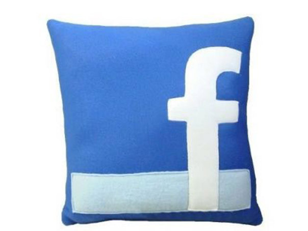 Ce afaceri a inspirat succesul Facebook