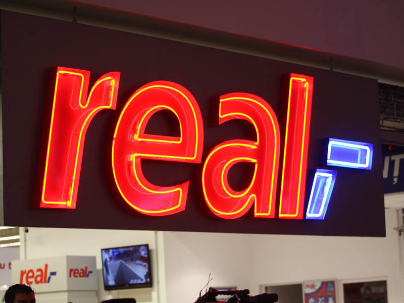 Opt produse Philips cu reducere de 50% la Real