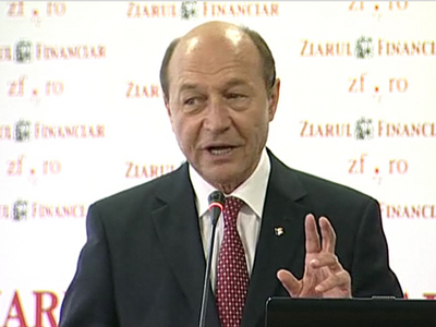 Basescu la evenimentul ZF: De ce sa dam subventie la caldura unuia cu salariu bun care locuieste la bloc?
