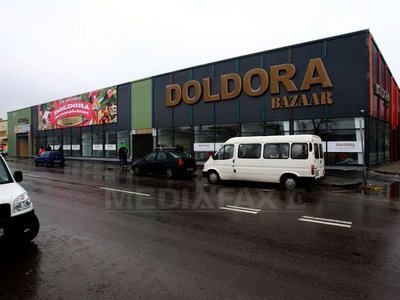 Bazarul deschis de Gica Popescu va fi transformat in supermarket