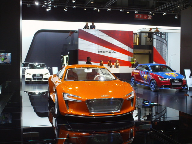 Modele de senzatie la Salonul Auto de la Barcelona