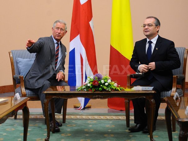 Printul Charles, uimit si deranjat de numarul mare de jurnalisti prezenti la Presedintie si Guvern