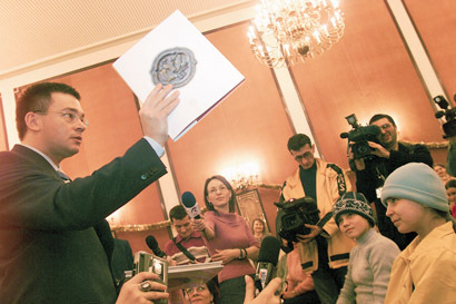 Mihai-Razvan Ungureanu: "In spionaj conteaza neuronii". Dintr-o mie de persoane, abia 5 sunt buni sa lucreze la SIE (VIDEO)