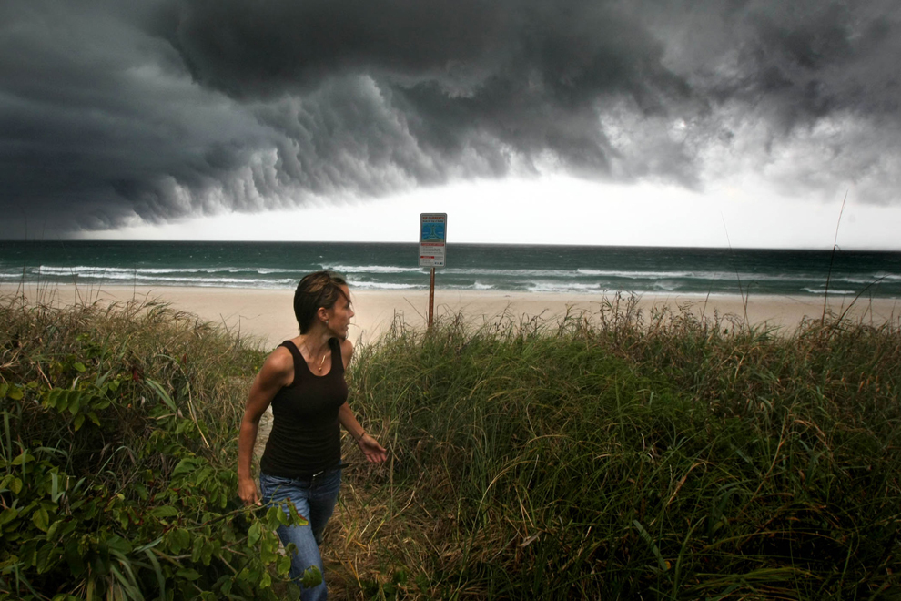 Un an de catastrofe naturale fara precedent. Se schimba clima? (GALERIE FOTO)
