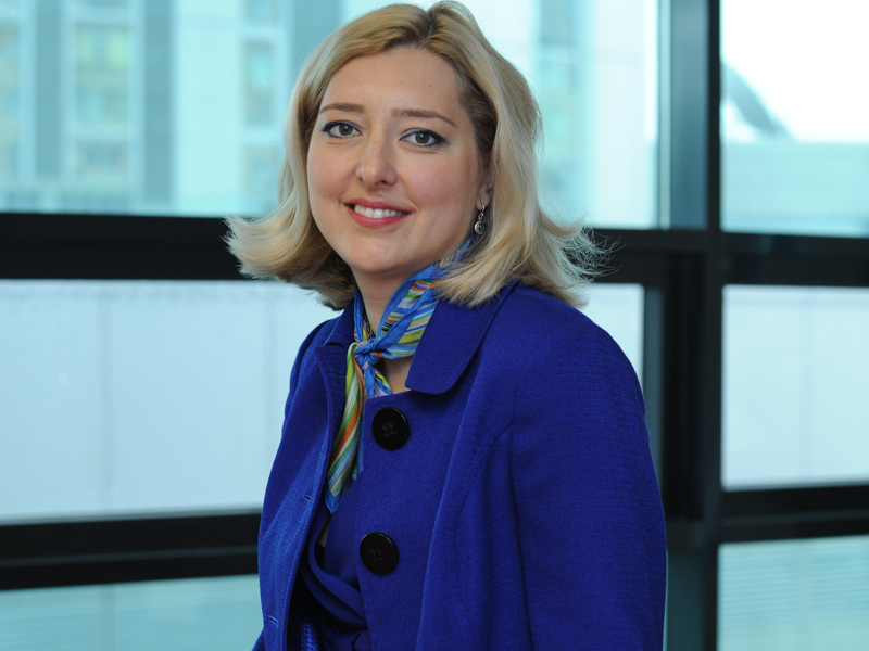 TINERI MANAGERI DE TOP: Gabriela Rusu - 11 ani in marketing, 14 in asigurari