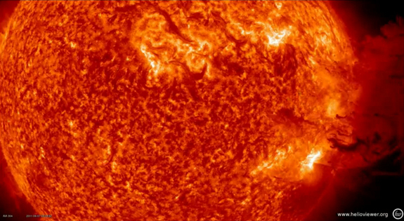 Eruptie solara de proportii (VIDEO). Risc minor de furtuna geomagnetica in cursul zilei de joi