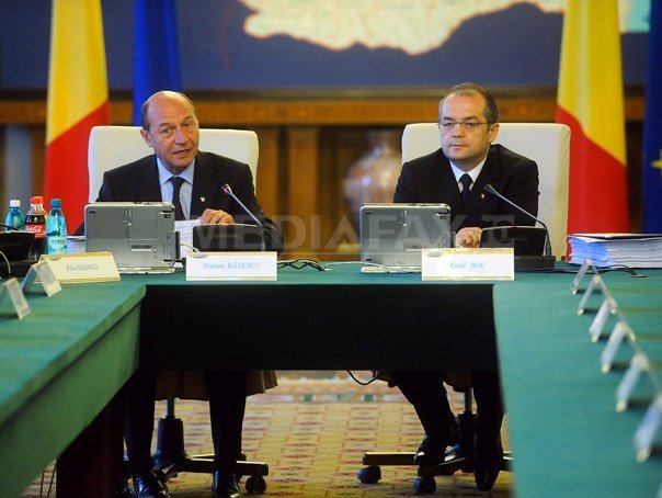 Basescu vrea reorganizarea administrativa a Romaniei in opt judete
