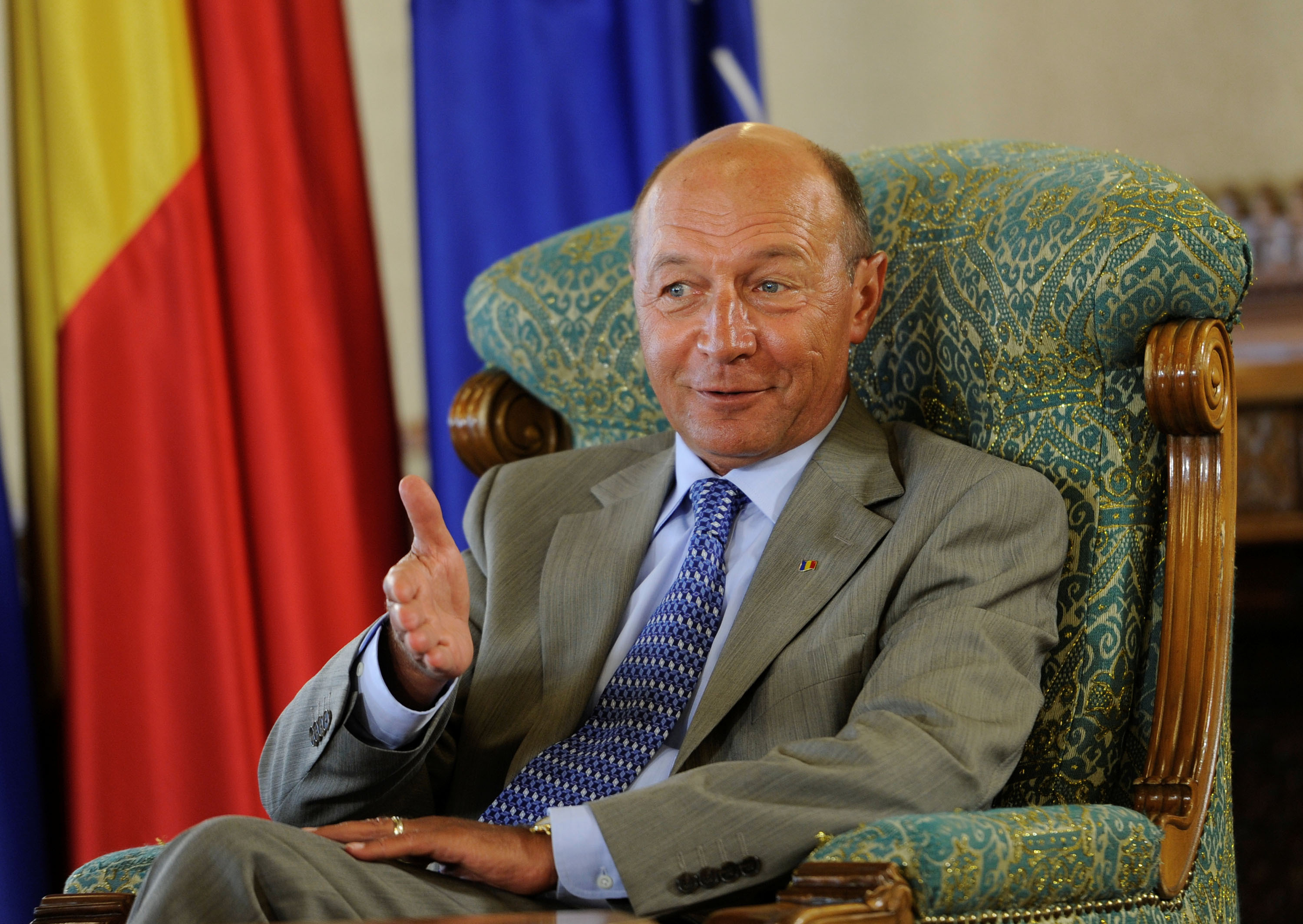 Basescu: In sistemul sanitar nu sunt bani din cauza contributiilor prea mici la fondul de sanatate