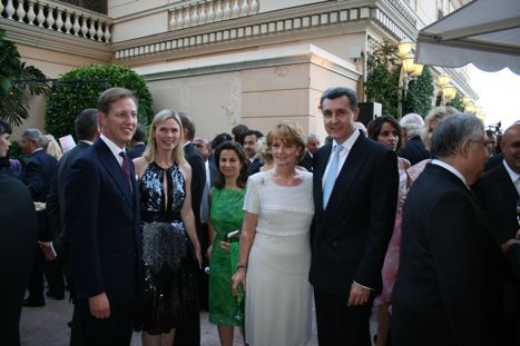 Cu ce cadouri au plecat la nunta din Monaco principesa Margareta si principele Radu