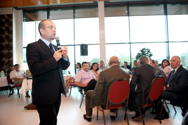 Emil Boc: Prima masura pe care am luat-o pentru mediul de afaceri a fost acordul cu FMI