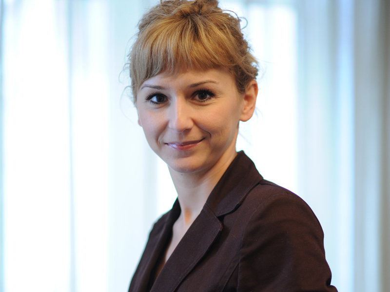 TINERI MANAGERI DE TOP: Cum mentine Laura Samson cota de piata a Mio Technology cand recesiunea loveste IT-ul