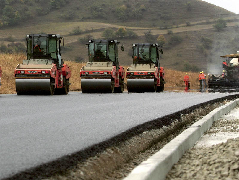 Cel mai optimist scenariu al constructiilor de autostrazi in 2011: 42 de kilometri. Cum comentati?