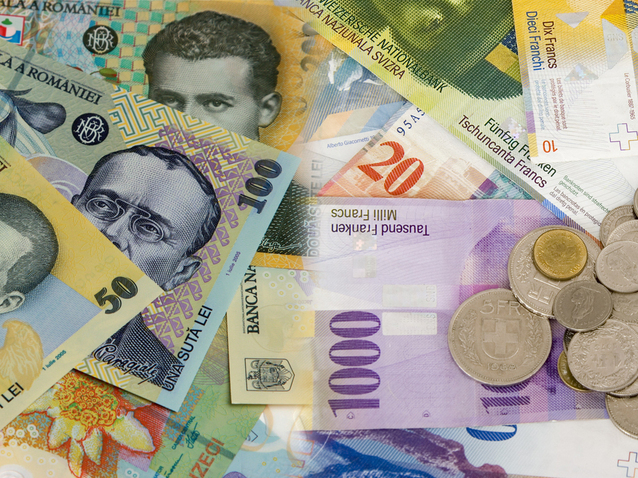 Tineti-va bine daca aveti credit in franci elvetieni: cursul ar putea urca la 3,9 lei