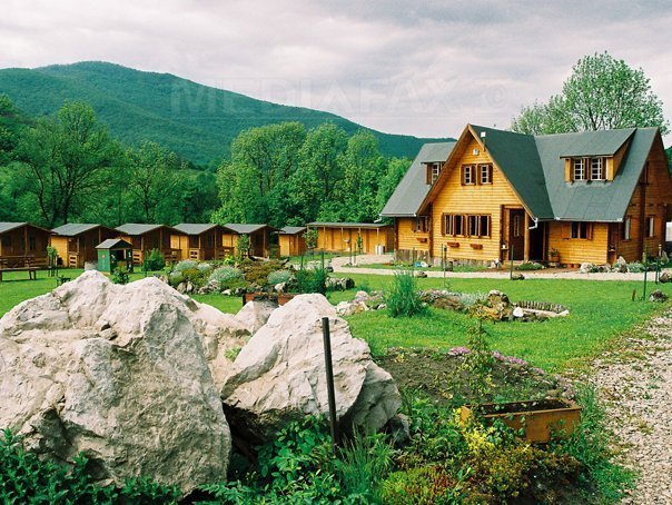 Numarul turistilor straini se dubleaza daca Romania promoveaza muntele, Delta si viata la tara