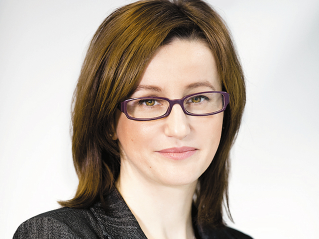 TINERI MANAGERI DE TOP: Daniela Lăzăroaie se ocupă de finanțele Porsche România, cel mai mare importator de pe piața locală