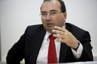 Prima masura activa pentru cei cu credite in franci elvetieni: OTP suspenda rambursarea capitalului pe o perioada de pana la doi ani