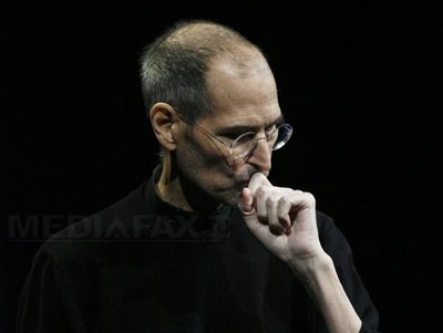 Demisia lui Steve Jobs, o șansă pentru locotenenții săi să iasă în față